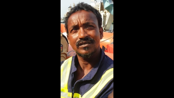 ಕಣ್ಣಾಲಿಗಳು ತೇವಗೊಂಡಿದ್ದವು