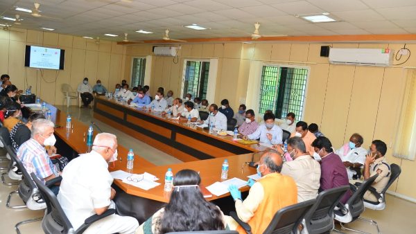 ಜಿಂದಾಲ್ ಸಂಸ್ಥೆಯಲ್ಲಿ ನಿಯಮಾವಳಿ ಪಾಲನೆ