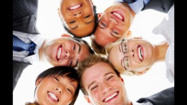  ನಗುವಿಗಿಂತ ದೊಡ್ಡ ಮೆಡಿಸಿನ್ ಇನ್ನೊಂದಿಲ್ಲ