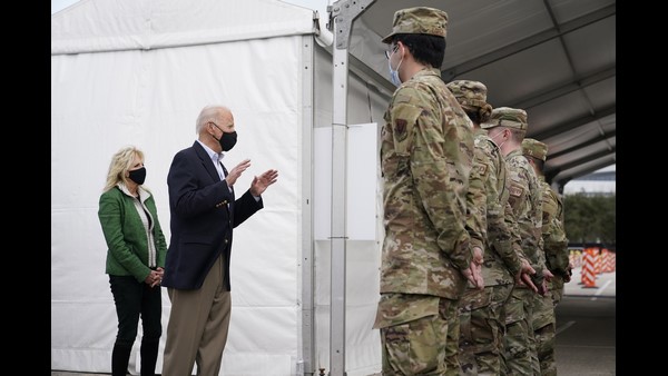 ಯುವಕರ ಮನವೊಲಿಸಲು ಗಿಮಿಕ್..! 