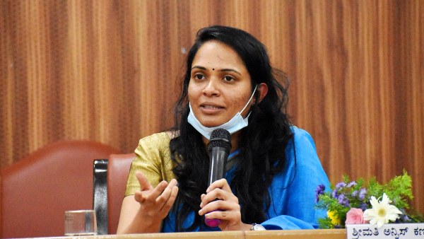 ಜಿಲ್ಲಾಧಿಕಾರಿ ಬದಲಾವಣೆ