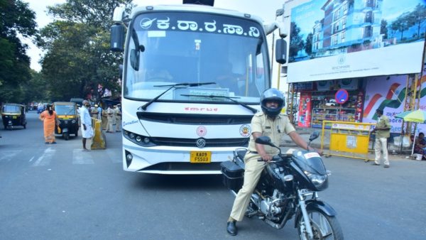 ಬಸ್ ಸಂಚಾರ ಸ್ಥಗಿತ ಸರಿಯಲ್ಲ