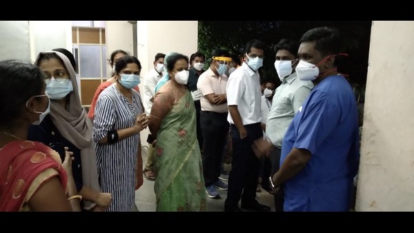 DC Dr K Rakesh Kumar visits Covid Hospital wearing PPE kit 