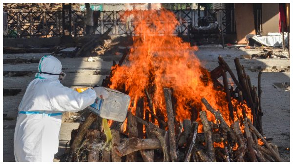 ಗ್ರಾಮದಲ್ಲಿ ಒಬ್ಬರೂ ವ್ಯಕ್ತಿಯ ನೆರವಿಗೆ ನಿಲ್ಲಲಿಲ್ಲ 