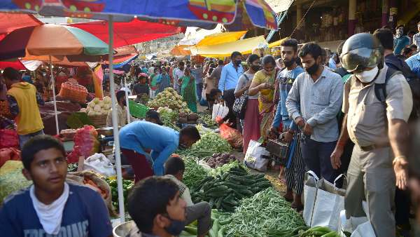 ಅಗತ್ಯ ವಸ್ತುಗಳ ಖರೀದಿಗೆ ಅವಕಾಶ