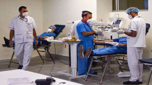 Plasma for COVID-19 treatment: Check India-wide helplines Plasma for COVID-19 treatment: Check India-wide helplines