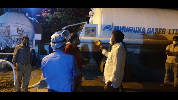 Kolar MP Muniswamy Helps To Solve Oxygen Shortage Issue In District