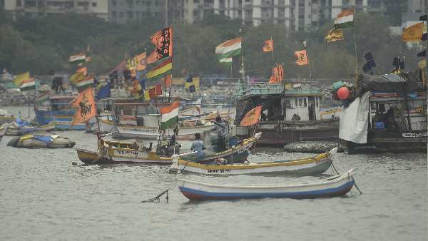 ಗುಜರಾತಿನಲ್ಲಿ ತೀವ್ರ ಹಾನಿ ಸಂಭವಿಸುವ ಮುನ್ಸೂಚನೆ 