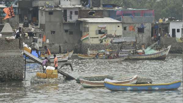 ಕರಾವಳಿ ಪ್ರದೇಶದಲ್ಲಿ ಮುನ್ನೆಚ್ಚರಿಕೆ ಕ್ರಮ