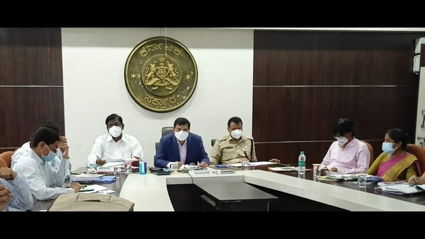 6 Black Fungus Case Reported In Davanagere: DC Mahantesh Beelagi 6 Black Fungus Case Reported In Davanagere: DC Mahantesh Beelagi