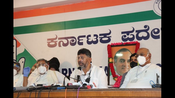  ಇಂದಿರಾ ಕ್ಯಾಂಟೀನ್‌ನಲ್ಲಿ ಉಚಿತ ಊಟ