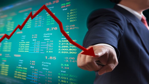 Indias Economy Contracts 7.3% In FY21 Indias Economy Contracts 7.3% In FY21