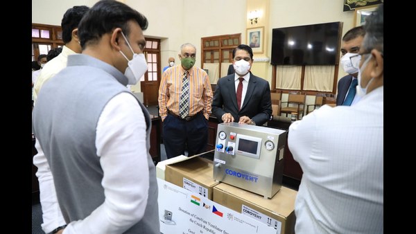  Republic Company Donated Ventilators To Karnataka Govt To Treat Covid-19 Patients