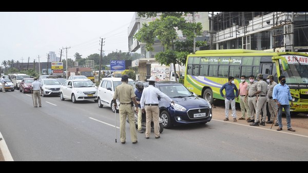 ಸರ್ಕಾರ ಕೊರೊನಾ ಮೂರನೇ ಅಲೆ ಎದುರಿಸಲು ಸಿದ್ಧವಾಗಲಿ 