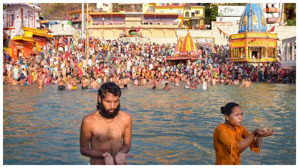 ಕುಂಭ ಮೇಳಕ್ಕೂ ಮೊದಲೇ ಎರಡನೇ ಅಲೆ ಶುರು 