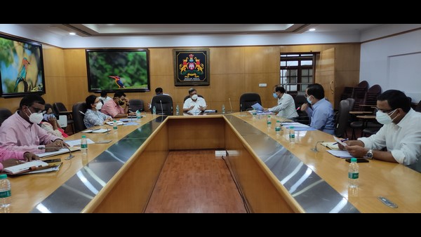 ಸಚಿವರ ಅಧ್ಯಕ್ಷತೆಯಲ್ಲಿ ನಡೆದ ಸಭೆ 