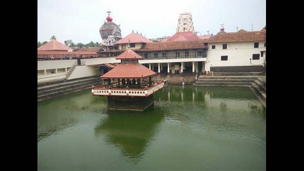  ಬಾಲ ಸನ್ಯಾಸಿ ನೇಮಕವಾದರೂ ಯಾರೂ ಈ ಬಗ್ಗೆ ತಕರಾರು ಎತ್ತಿದ ಉದಾಹರಣೆಗಳು ಕಮ್ಮಿ