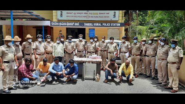  Karwar: Rs.72 Lakhs Fake Currency Found In Dandeli