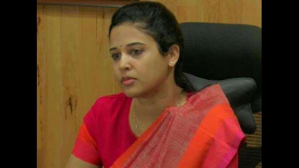 Kollegala MLA N Mahesh Reactions To DC Rohini Sindhuri And Shilpa Nag Dispute Kollegala MLA N Mahesh Reactions To DC Rohini Sindhuri And Shilpa Nag Dispute