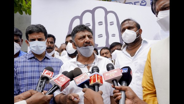 ಮಠಕ್ಕೆ ಲ್ಯಾಪ್‌ಟಾಪ್ ತೆಗೆದುಕೊಂಡು ಹೋಗಿದ್ಯಾಕೆ?