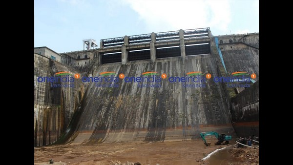 ಕ್ರಿಮಿನಲ್ ಮೊಕದ್ದಮೆ ದಾಖಲಿಸಿ