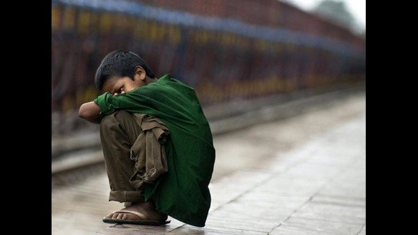 ಕನಿಷ್ಠ ಓರ್ವ ಪೋಷಕರನ್ನು ಕಳೆದುಕೊಂಡ 30,000 ಕ್ಕೂ ಹೆಚ್ಚು ಮಕ್ಕಳು ಕನಿಷ್ಠ ಓರ್ವ ಪೋಷಕರನ್ನು ಕಳೆದುಕೊಂಡ 30,000 ಕ್ಕೂ ಹೆಚ್ಚು ಮಕ್ಕಳು