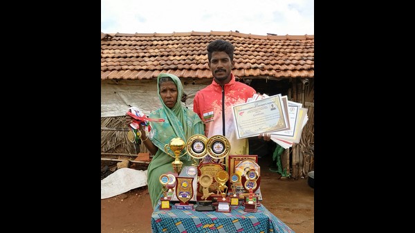  ಕೂಲಿ ಮಾಡಿ ಜೀವನ ನಿರ್ವಹಣೆ 