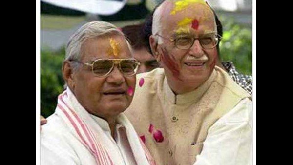  ತುರ್ತುಸ್ಥಿತಿ ವಿರುದ್ಧದ ಹೋರಾಟಕ್ಕೆ ದ್ರೋಹ