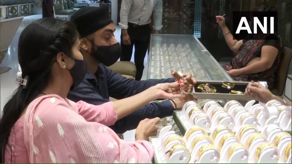  ಕೋಲ್ಕತ್ತಾ ಚಿನ್ನದ ಬೆಲೆ