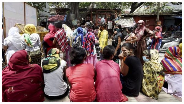  ಜನರಿಗೆ ಆರ್ಥಿಕ ನೆರವು ನೀಡಬೇಕು