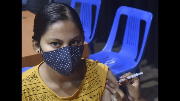 ಮೊದಲ ದಿನ ಯಾವ ರಾಜ್ಯದಲ್ಲಿ ಎಷ್ಟು ಲಸಿಕೆ ವಿತರಣೆ?
