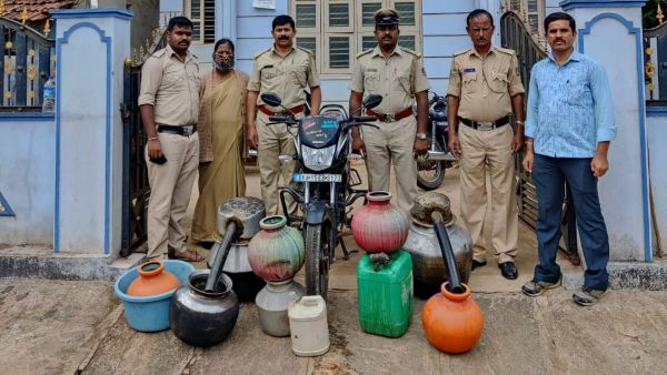 ಏನಂತಾರೆ ಅಬಕಾರಿ ಅಧಿಕಾರಿಗಳು?