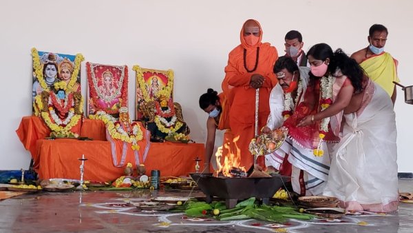 Homa And Holige Ota By Renukacharya At Covid Care Center