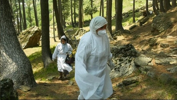 ಗ್ರಾಮದಲ್ಲಿ ಇಂಟರ್ನೆಟ್ ಸೌಲಭ್ಯವಿಲ್ಲ ಗ್ರಾಮದಲ್ಲಿ ಇಂಟರ್ನೆಟ್ ಸೌಲಭ್ಯವಿಲ್ಲ