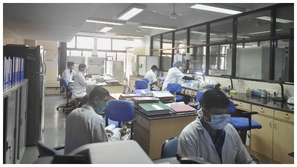  ಕೋವ್ಯಾಕ್ಸಿನ್ ಪಡೆದ ವಿದ್ಯಾರ್ಥಿಗಳನ್ನು ಲಸಿಕೆ ಪಡೆಯದವರೆಂದು ಪರಿಗಣನೆ