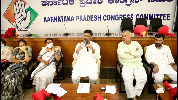 ನಾವು ಯಡಿಯೂರಪ್ಪ ಪರ ನಿಲ್ಲುತ್ತೇವೆ: ಡಿಕೆಶಿ