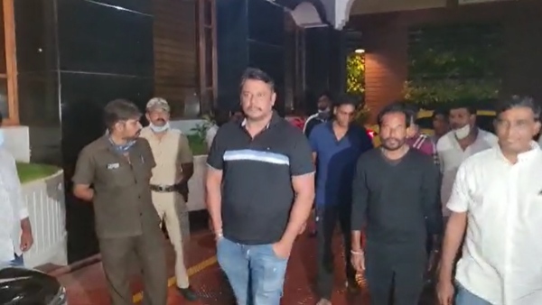 Mysuru: Simple Ritual At Chamundi Hill On Ashada Fridays