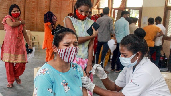 35.28 ಕೋಟಿ ಜನರಿಗೆ ಕೊರೊನಾವೈರಸ್ ಲಸಿಕೆ ವಿತರಣೆ 