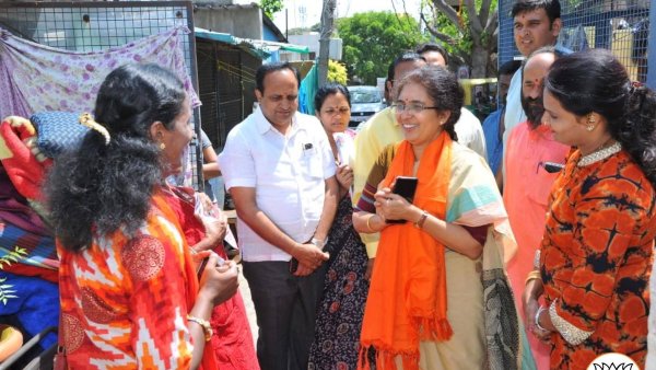 ಪುತ್ರಿಯ ಟ್ವೀಟ್‌ನಲ್ಲಿ ತಾಯಿಯ ಅಸಮಾಧಾನ ಸ್ಫೋಟ?