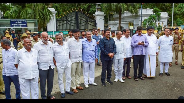 ಎಷ್ಟು ಮಂತ್ರಿಗಳಿಗೆ ಡಿಸಿಎಂ ಹುದ್ದೆ?