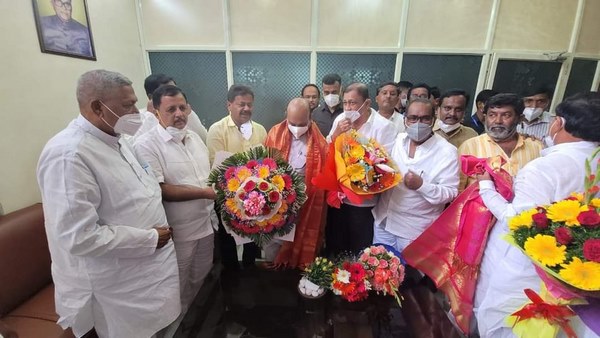 ಎಲ್ಲ ಪ್ರಶ್ನೆಗಳಿಗೆ ಸದ್ಯದಲ್ಲಿಯೇ ಉತ್ತರ ಎಲ್ಲ ಪ್ರಶ್ನೆಗಳಿಗೆ ಸದ್ಯದಲ್ಲಿಯೇ ಉತ್ತರ