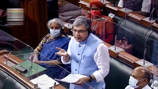 ಕೇಂದ್ರ ಐಟಿ ಸಚಿವರದ್ದು ಜಾಣ ಉತ್ತರ ಎಂದ ಚಿದಂಬರಂ ಕೇಂದ್ರ ಐಟಿ ಸಚಿವರದ್ದು ಜಾಣ ಉತ್ತರ ಎಂದ ಚಿದಂಬರಂ