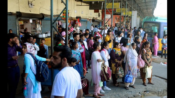  ಜನಸಂದಣಿಯಿಂದ ದೂರವುಳಿಯಲು ಸೂಚನೆ