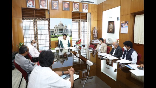 ಲಸಿಕೆ ಪಡೆಯುವುದು ಕಡ್ಡಾಯವಲ್ಲ!