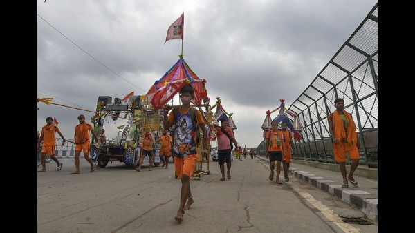 ಉತ್ತರದ ಹಲವು ರಾಜ್ಯಗಳಿಗೆ ಗಂಗಾ ಜಲ ಉತ್ತರದ ಹಲವು ರಾಜ್ಯಗಳಿಗೆ ಗಂಗಾ ಜಲ