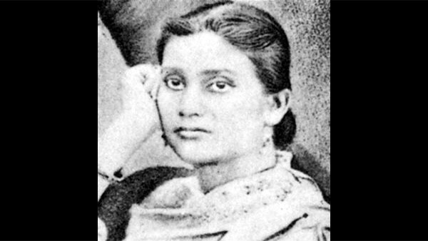  ಭಾರತದ ಮೊದಲ ಮಹಿಳಾ ವೈದ್ಯೆ