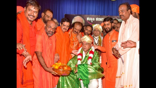  ಪೀಠಾಧಿಪತಿಗಳು ಯಡಿಯೂರಪ್ಪನವರೇ ಸಿಎಂ ಆಗಿರಬೇಕೆಂದು ಬೆಂಬಲ
