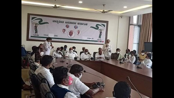  ಪ್ರಾದೇಶಿಕ ಪಕ್ಷಗಳು ಮಾಡುತ್ತಿರುವ ಸಾಧನೆ ನಮ್ಮಿಂದ ಮಾಡಲು ಸಾಧ್ಯವಾಗುತ್ತಿಲ್ಲ