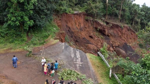 ಶೀಘ್ರ ಪರಿಹಾರ ವಿತರಣೆ