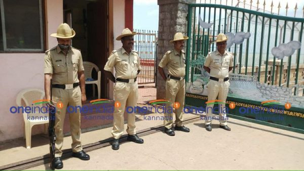 ಭದ್ರತಾ ಸಿಬ್ಬಂದಿಗೆ ಬಂದೂಕು 